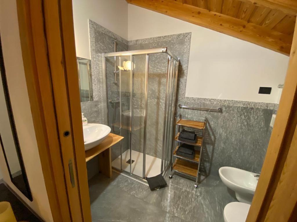 B&B Casa Il Sasso Пінцоло Екстер'єр фото